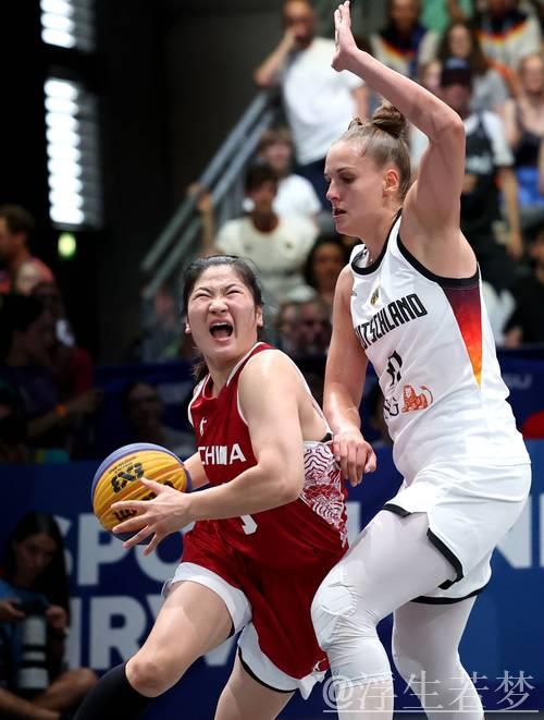 中国女子三人篮球队荣获亚洲杯第三名